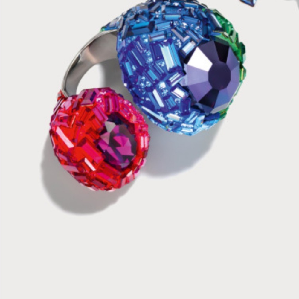 ISO Swarovski Sea of Sparkle Ring